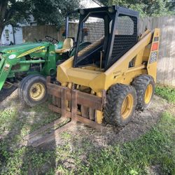 Mustang 552 Skid Steer 