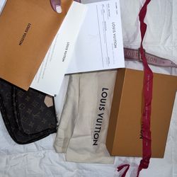 Original Louis Vuitton Multi Pochette