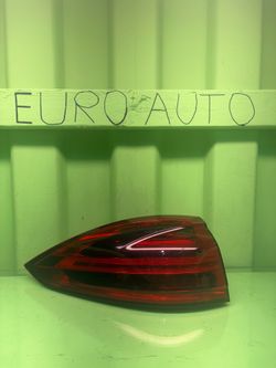 2015 2016 2017 2018 Porsche Cayenne Left Driver Side Outer Tail Light OEM 7P5945207R