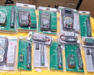 Multimeter / Voltage testers Assorted lot of 18