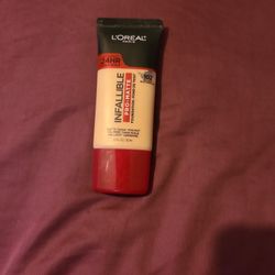 L'OREAL Paris Infallible Pro-matte Foundation 