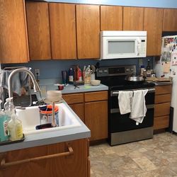 White Microwave Gently Used $10