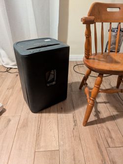 Crosscut shredder up for grabs