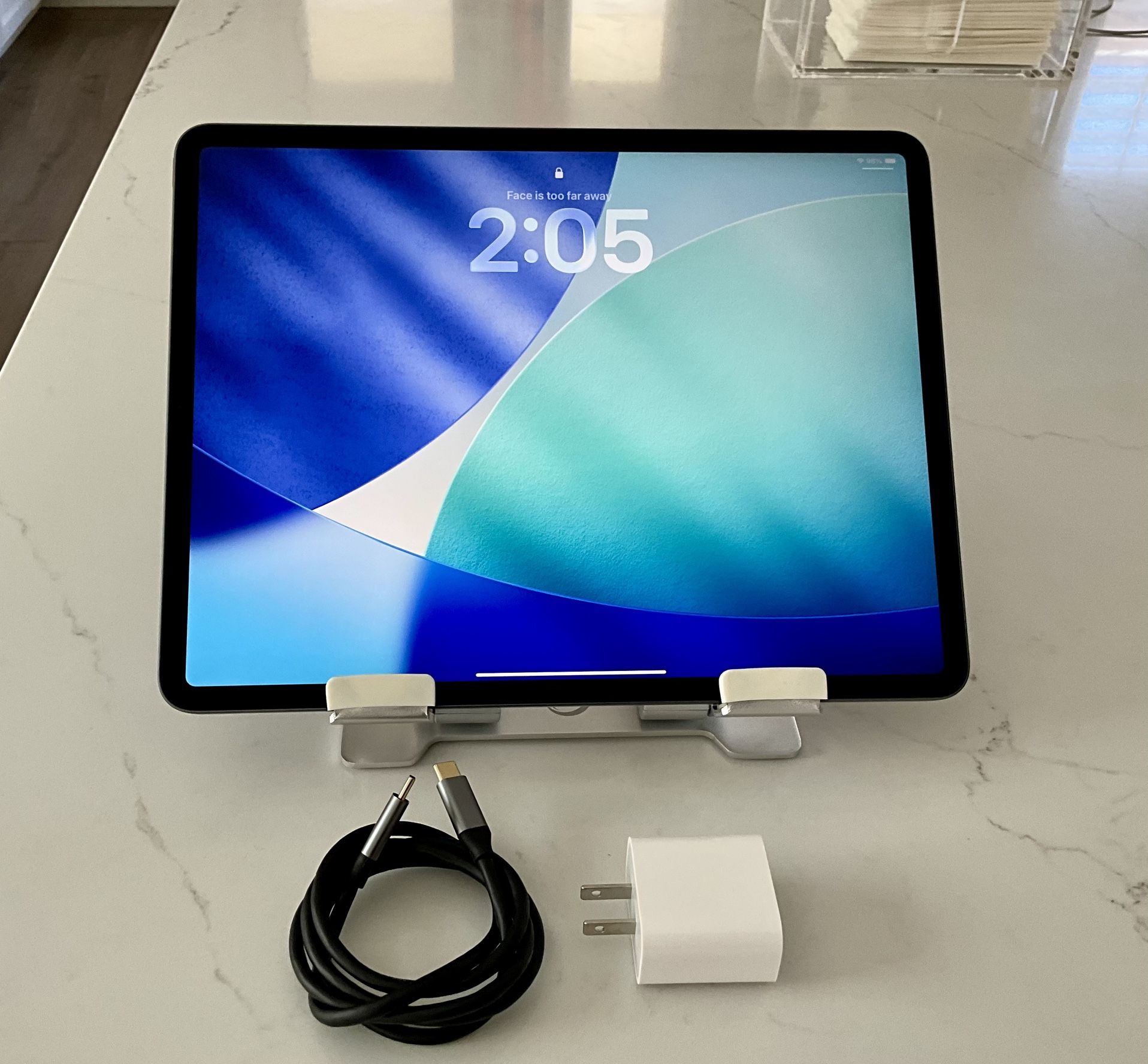 iPad Pro 12.9” 4th Gen 256GB - Mint Condition