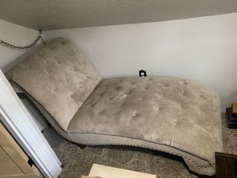 Chaise Lounge