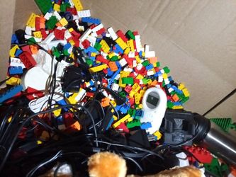 Huge box of loose legos from 90s   and vintage toys