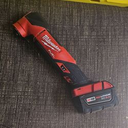 Milwaukee multi tool