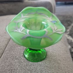 Uranium Vase