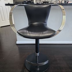 3 Bar Stools ( Heavy)