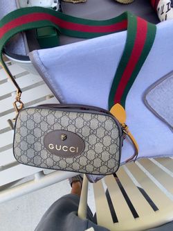 Gucci GG Supreme Messenger Bag