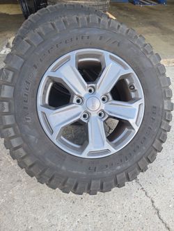 17" Jeep Wheels and tires