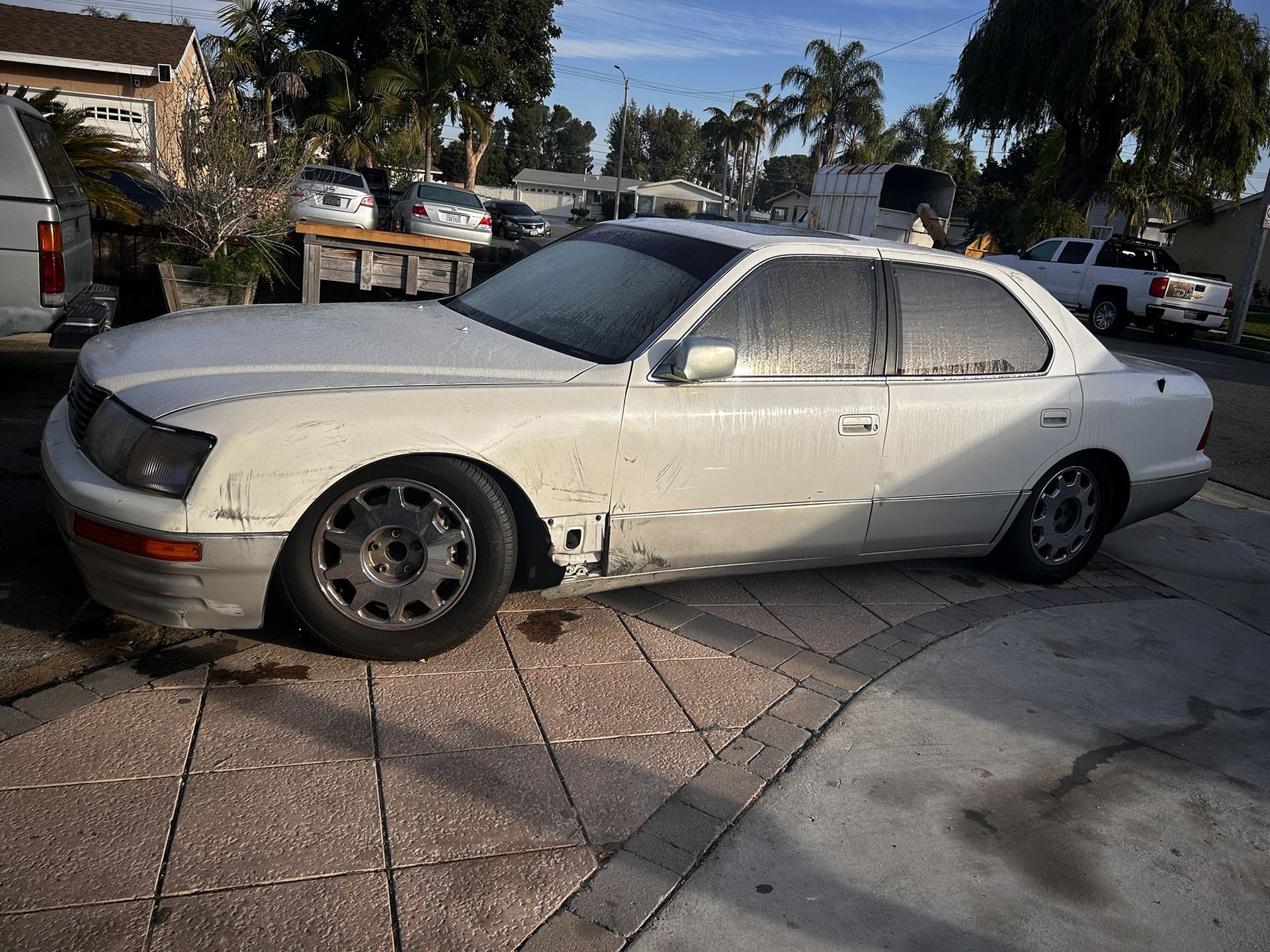 1996 Lexus LS 400