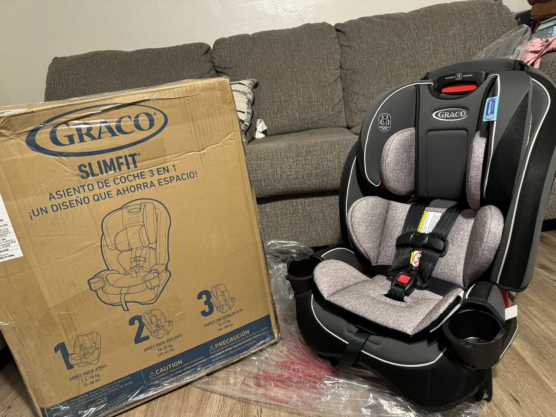 Graco 3-in-1 Slimfit All-In-One Convertible Car Seat