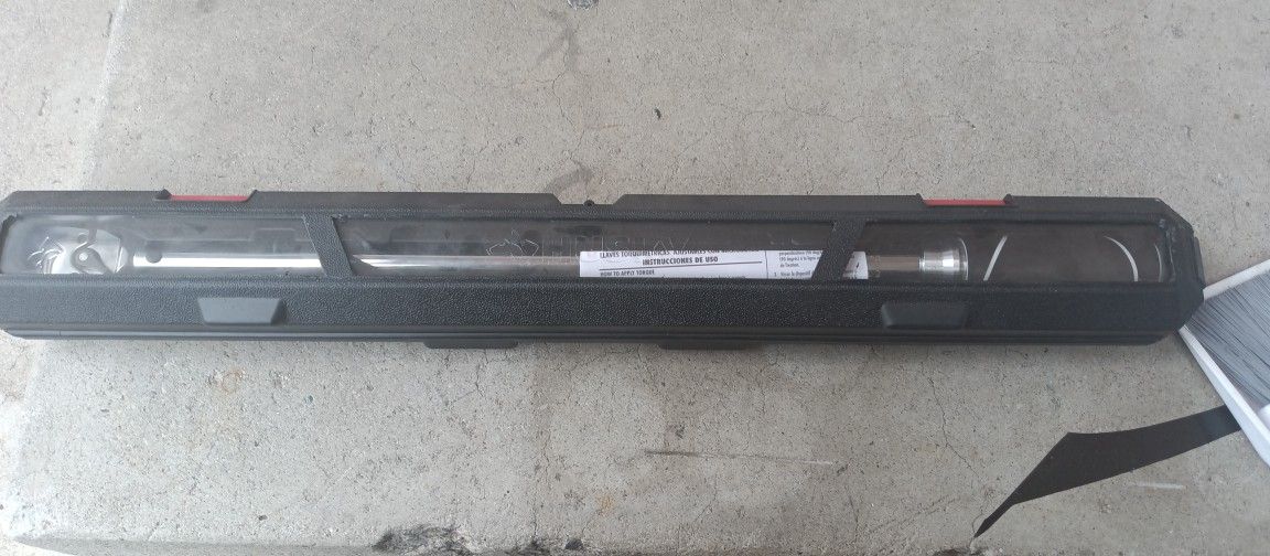 Husky Torque Wrench 