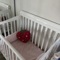 Baby Mini Crib 