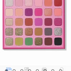 THE JEFFREE STAR ARTISTRY PALETTE Regular price for this item Is  80$ I Am Selling It Only For 35 $