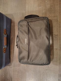 Nice compaq computer bag suitcase large size