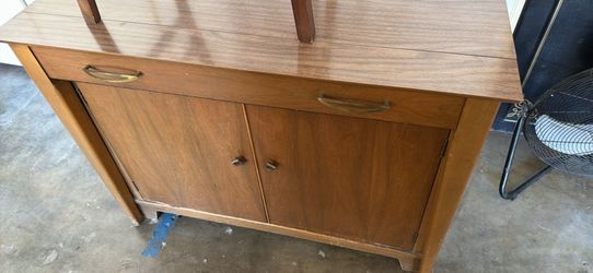 Vintage 1970 maybe older self storing dinning table
