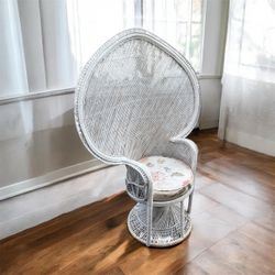 Vintage White Wicker Peacock Chair