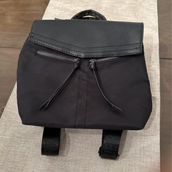 Boktier Trigger Mini Backpack 