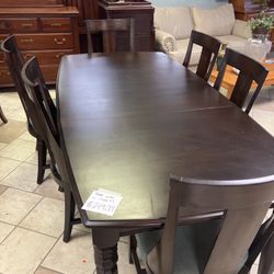 Table With 6 Chairs 