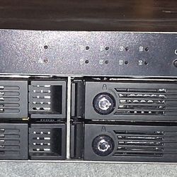 CHEAP !! Qnap SAN storage. 32tb On Controller. 64tb In Expansion. 