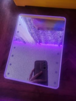 Lighted Vanity Mirror