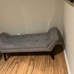 Nice  bench  Pick Up In Perris 