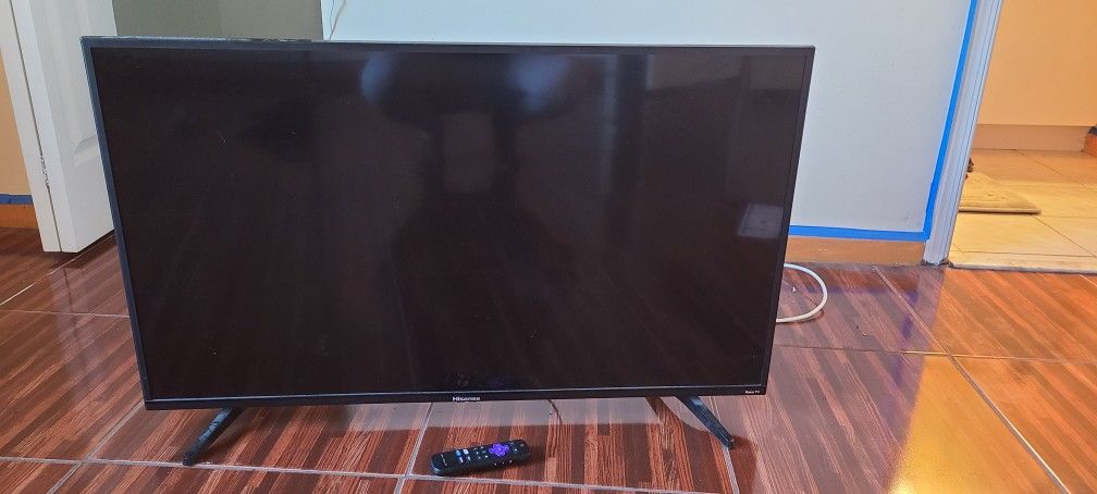 40 Inch Hisense Roku TV
