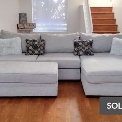 Living Spaces Delano 2-Piece Sectional + Large Ottoman – Excellent Condition!