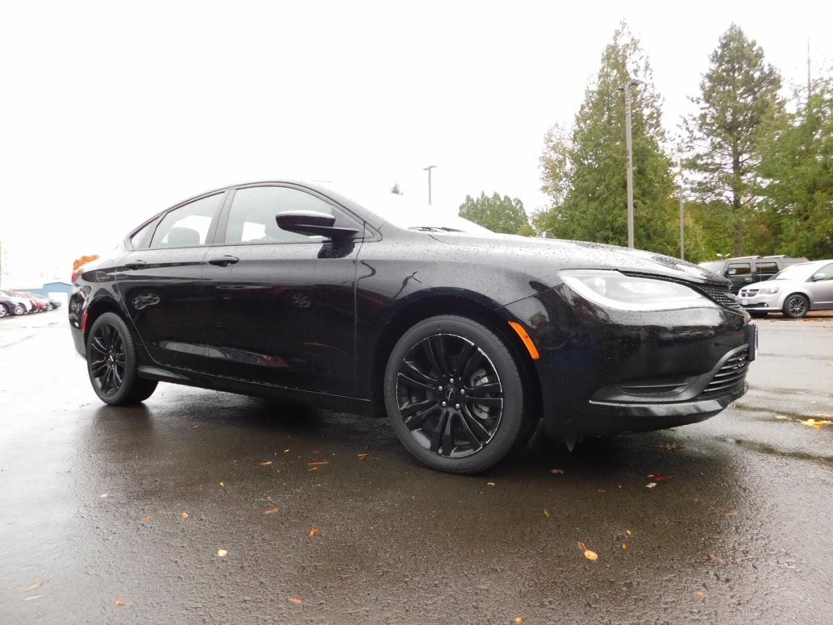 2017 Chrysler 200