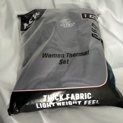 Women’s Base Layer Thermal Set