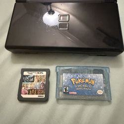 Nintendo DS Black And Red 