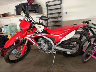 Dirt Bike/ motorcycle