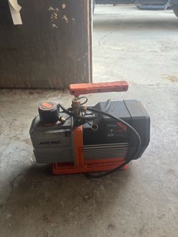 NAVAC 7 CFM Dual Voltage Vacuum Pump