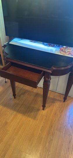 Entryway table