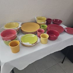Fiesta Dinnerware Fiestaware- 5 sets