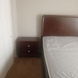 Queen Bedroom Set
