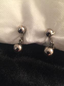 Vintage Clip On Earrings