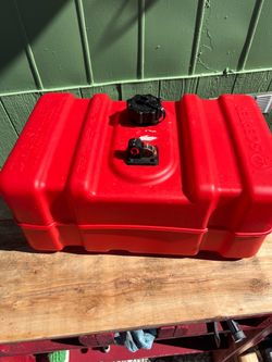 Boat gas tank 9 gallons