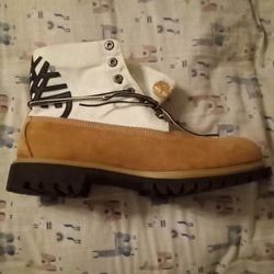BRAND NEW Timberland Suede Wheat Boots