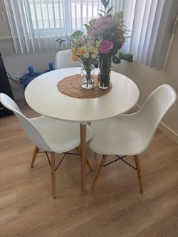 Dining Table and 3 chairs