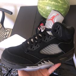 Jordan 5 Metallics 8.5