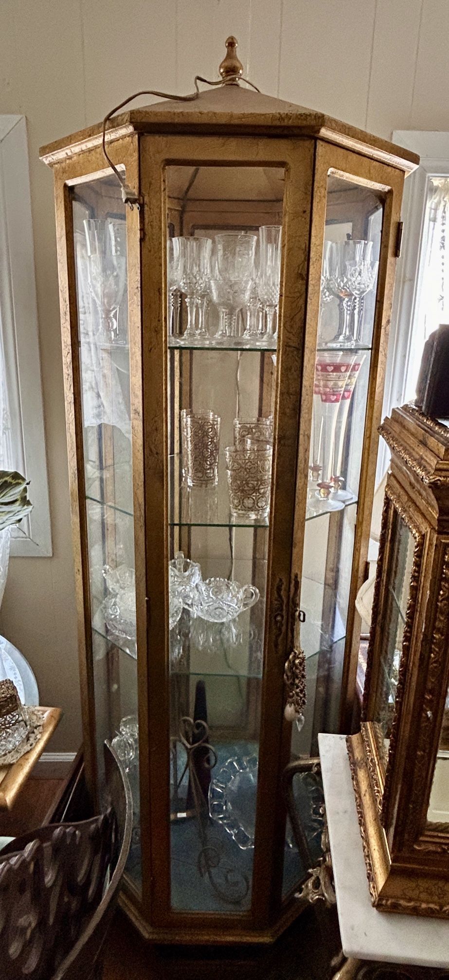 Beautiful Italian China/ Curio Cabinet. Vintage. Real Gold Leaf Hard Wood Octagonal Shape Interior Light Lots of Display Space French Very Unique !