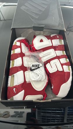 Air More UPTEMPO “Supreme” Shoes