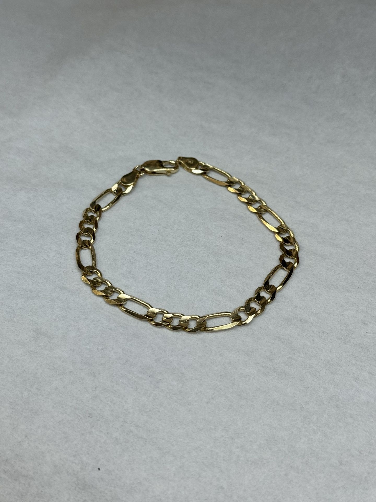 Gold Fígaro Bracelet