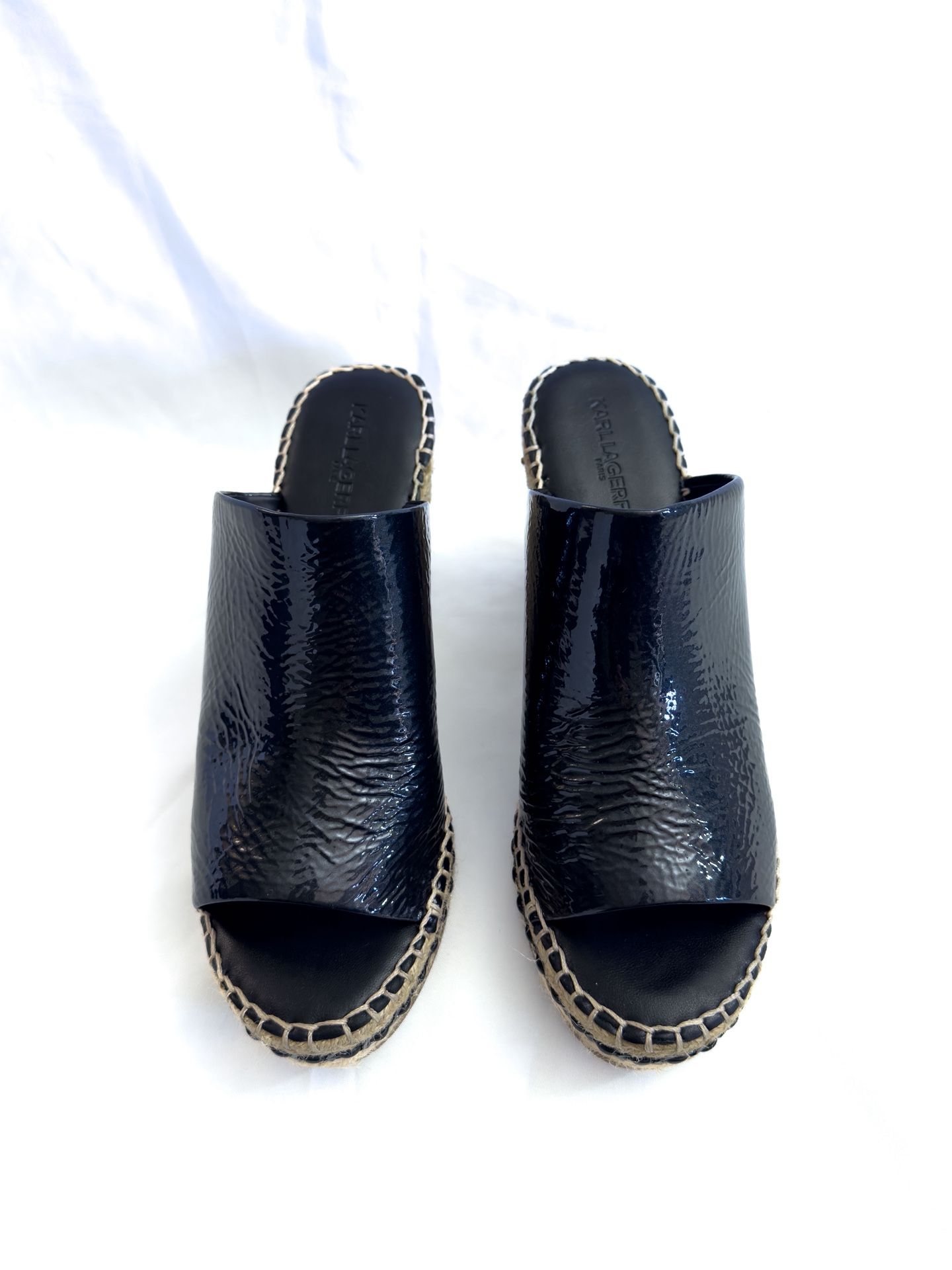 Karl Lagerfeld Paris Carina K26 9/M/40B Leather Wedge Espadrille Sandals