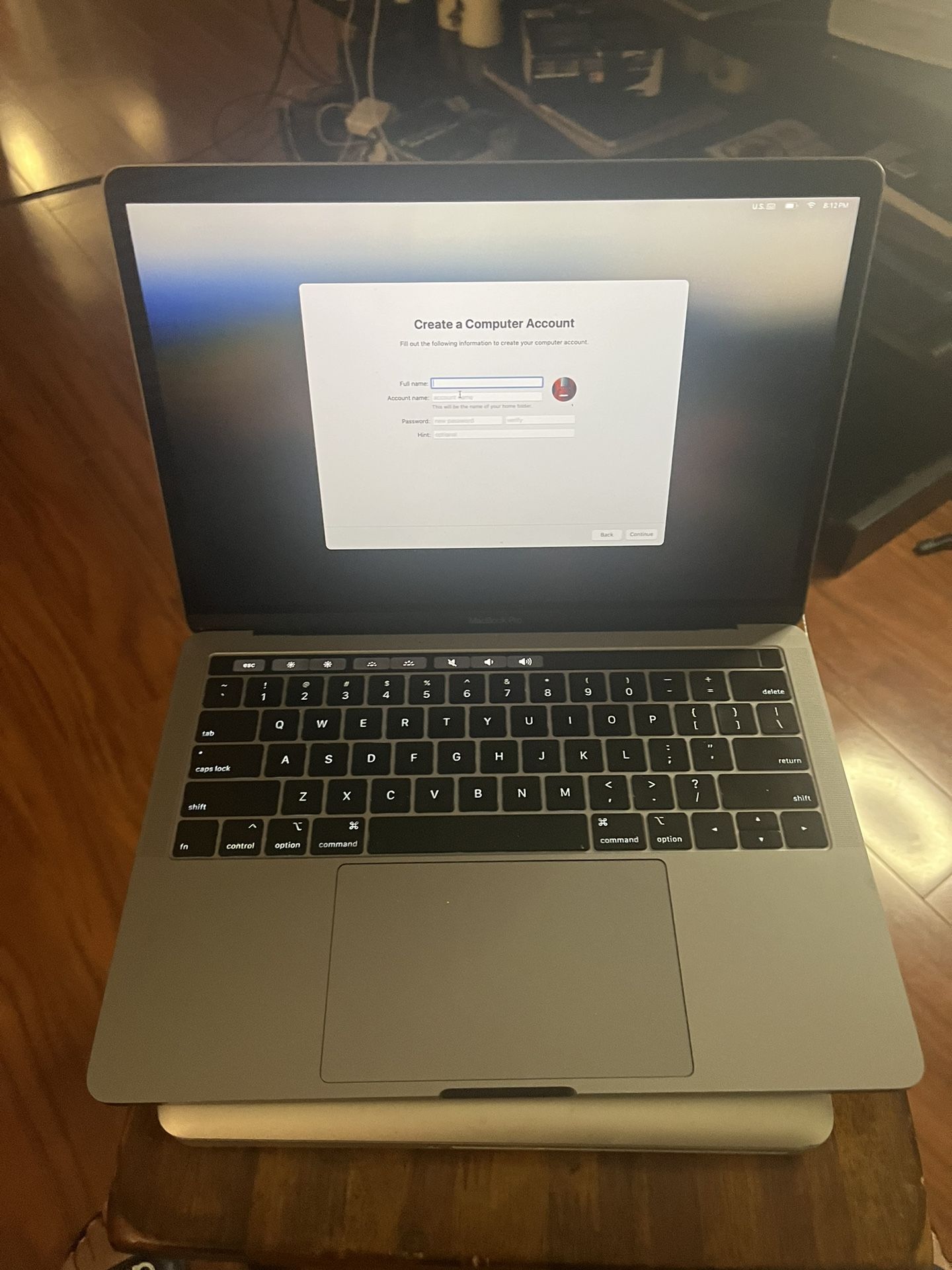 2019 APPLE MACBOOK PRO 2.4GHz 13 INCHES 16GB INTEL I7 6CORE 512GB BATTERY COUNT ONLY 250