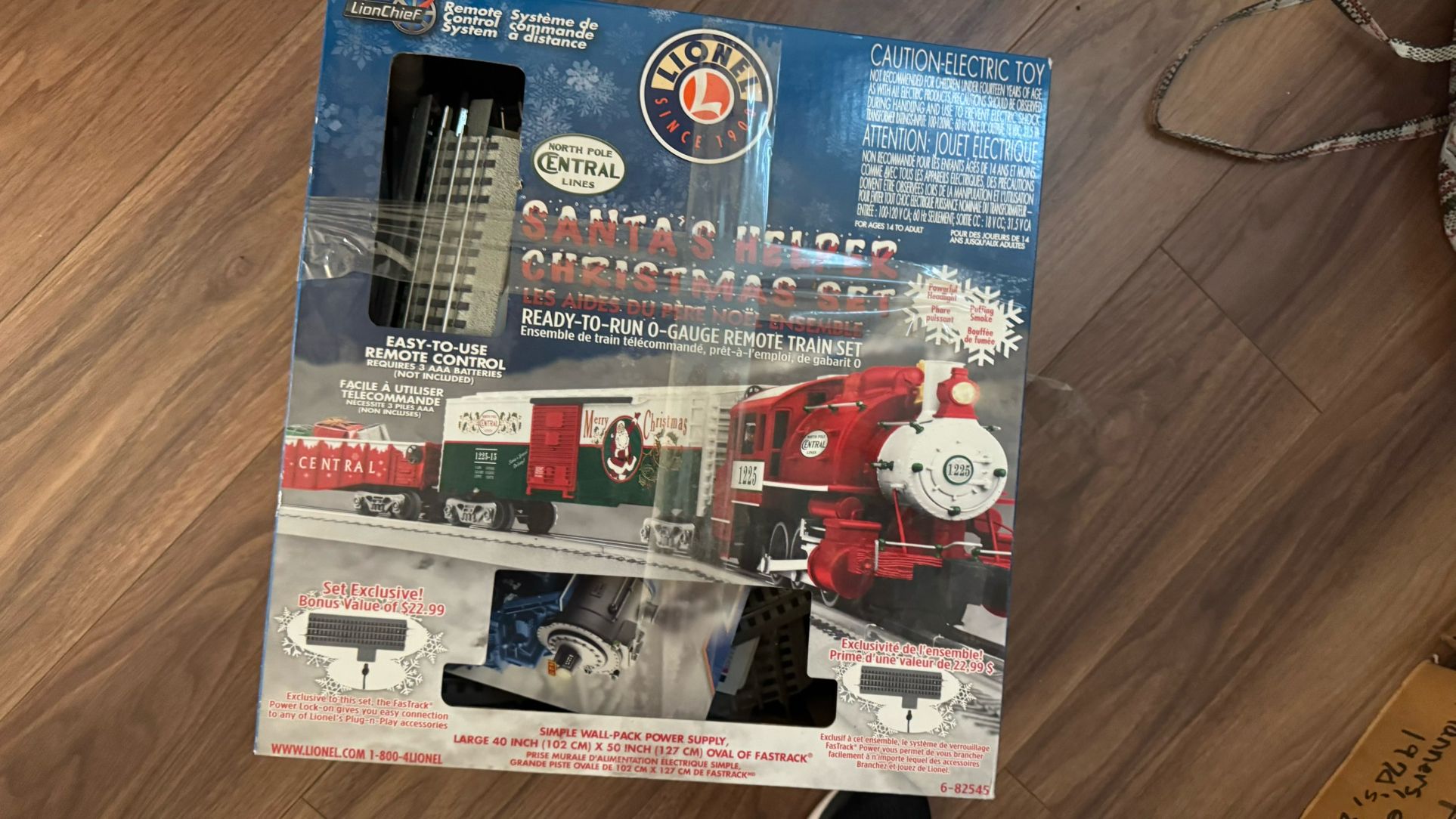Lionel Christmas train complete with directions