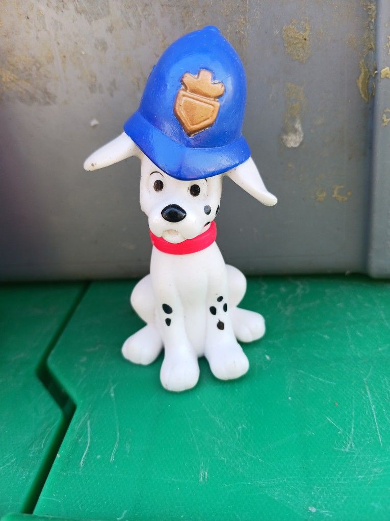 Disney 101 Dalmatians Police helmet McDonald's toy Oliver Dog figure hat cap